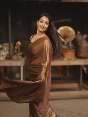 Shravnitha Srikanth Instagram - Pics from my most fav shoot!!!

@frames.by_sarath 
@james_koushik 

#shoot #modern #potrait #potraiture #shooting #selflove❤️ #love #attitude #swag