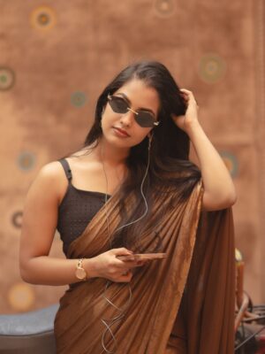 Shravnitha Srikanth Instagram - Pics from my most fav shoot!!!

@frames.by_sarath 
@james_koushik 

#shoot #modern #potrait #potraiture #shooting #selflove❤️ #love #attitude #swag
