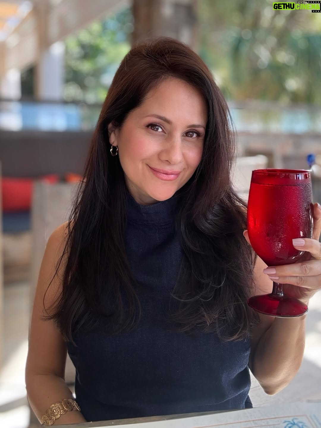 Silvana Arias - 742 Likes - Algunos conocen una ciudad caminando… Otros comiendo 🍽️🍸 Yo ya elegí 😜

¿Comida o museos? Te leo ⬇️

#foodlovers #travelvibes #womenwhotravel #instalifestyle #travellovers