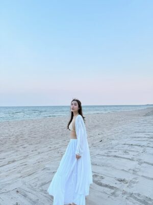 Sirin Preedeeyanon Instagram - Not trying. Just being.🐚