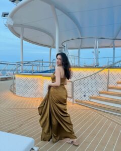 Actress Smriti Khanna HD Photos and Wallpapers March 2026