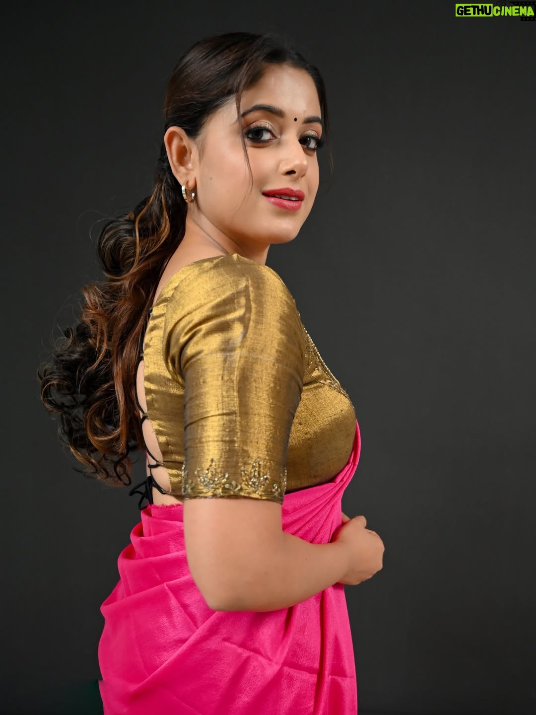 Sneha Paul - 29.3K Likes - Aaja Piya 🌸