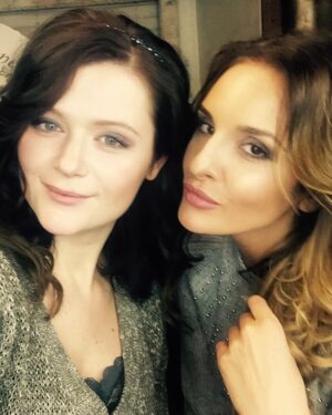 Sofya Kashtanova Instagram - Вспомни 2016 … я снималась нон стоп и занималась спортом 😅 моя  @dariy_kalmykova  рядом  и вообще классный был год😋 помню