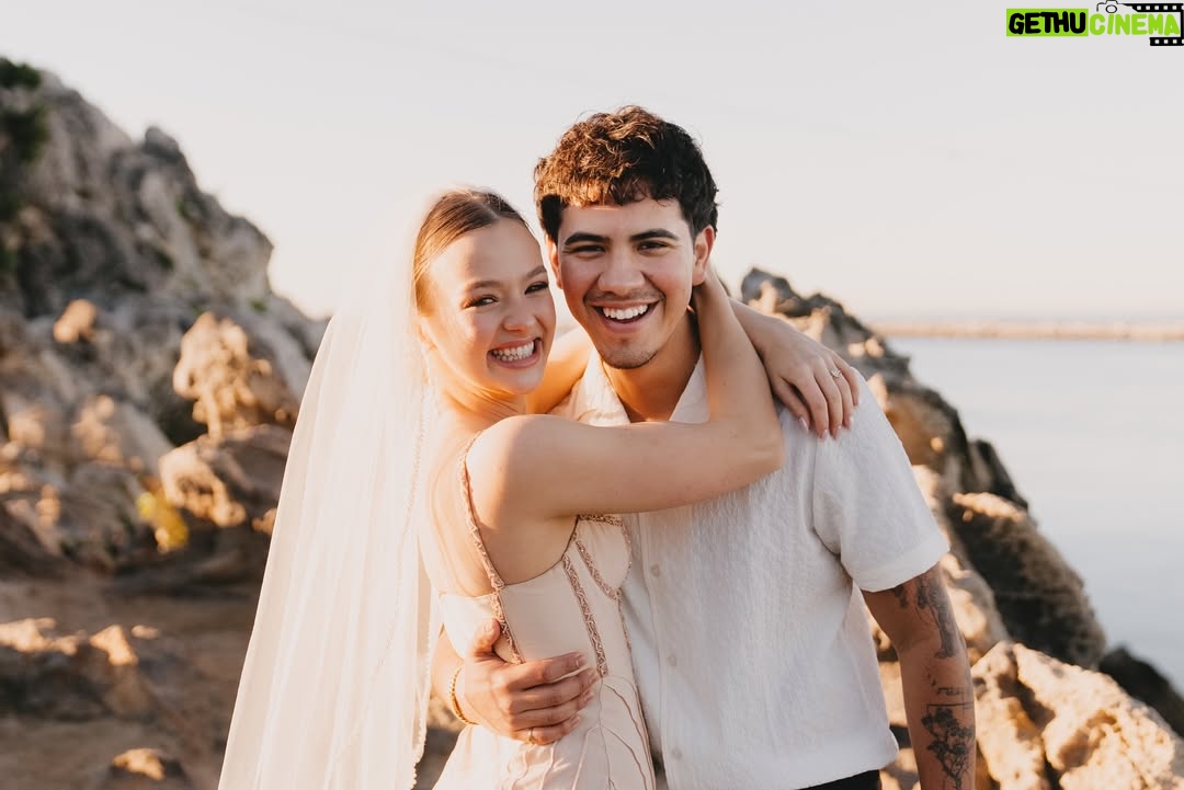 Sofya Plotnikova - 202.4K Likes - Mr. & Mrs. Prado💍🤵🏻‍♂️👰🏼‍♀️
27.01.2026
What God has joined together, let no one separate.🤍
