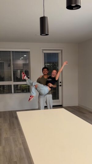Sofya Plotnikova Instagram - Our new home🔑🏠🫂

#couplegoals #longdistance #newhome #theprados