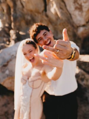 Sofya Plotnikova Instagram - Mr. & Mrs. Prado💍🤵🏻‍♂️👰🏼‍♀️
27.01.2026
What God has joined together, let no one separate.🤍