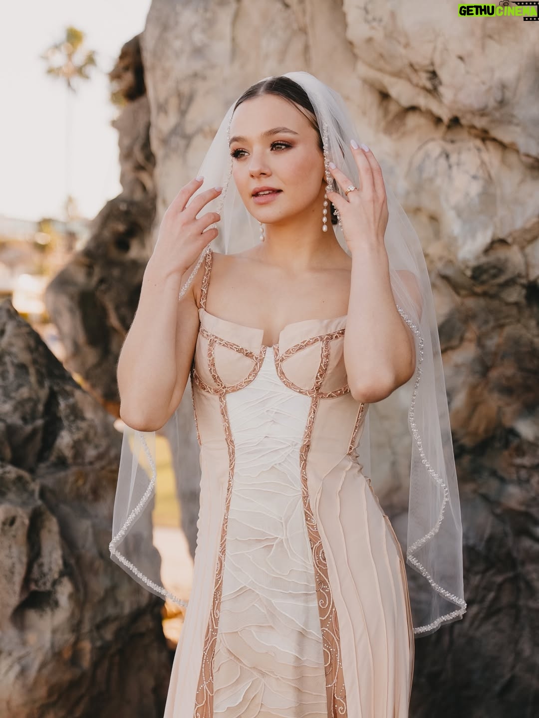 Sofya Plotnikova - 202.4K Likes - Mr. & Mrs. Prado💍🤵🏻‍♂️👰🏼‍♀️
27.01.2026
What God has joined together, let no one separate.🤍