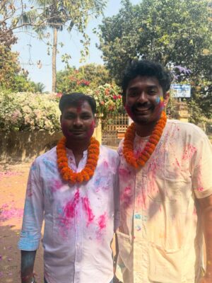 Sohini Sarkar Instagram - আমাদের দোল #friendship #spring #shantiniketan  #nature