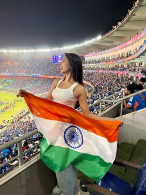 Sonal Chauhan Instagram - Yayyy !!!! The cup is ours 🏆 🇮🇳 
What a feeling 😍🥰✨

#love #cricket #t20worldcup2026 #t20worldcup #sonalchauhan