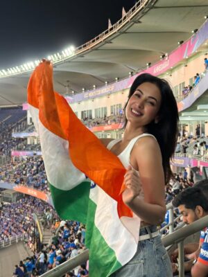 Sonal Chauhan Instagram - Yayyy !!!! The cup is ours 🏆 🇮🇳 
What a feeling 😍🥰✨

#love #cricket #t20worldcup2026 #t20worldcup #sonalchauhan