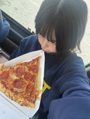 Song Hayoung Instagram - 🍀☘️2025👋