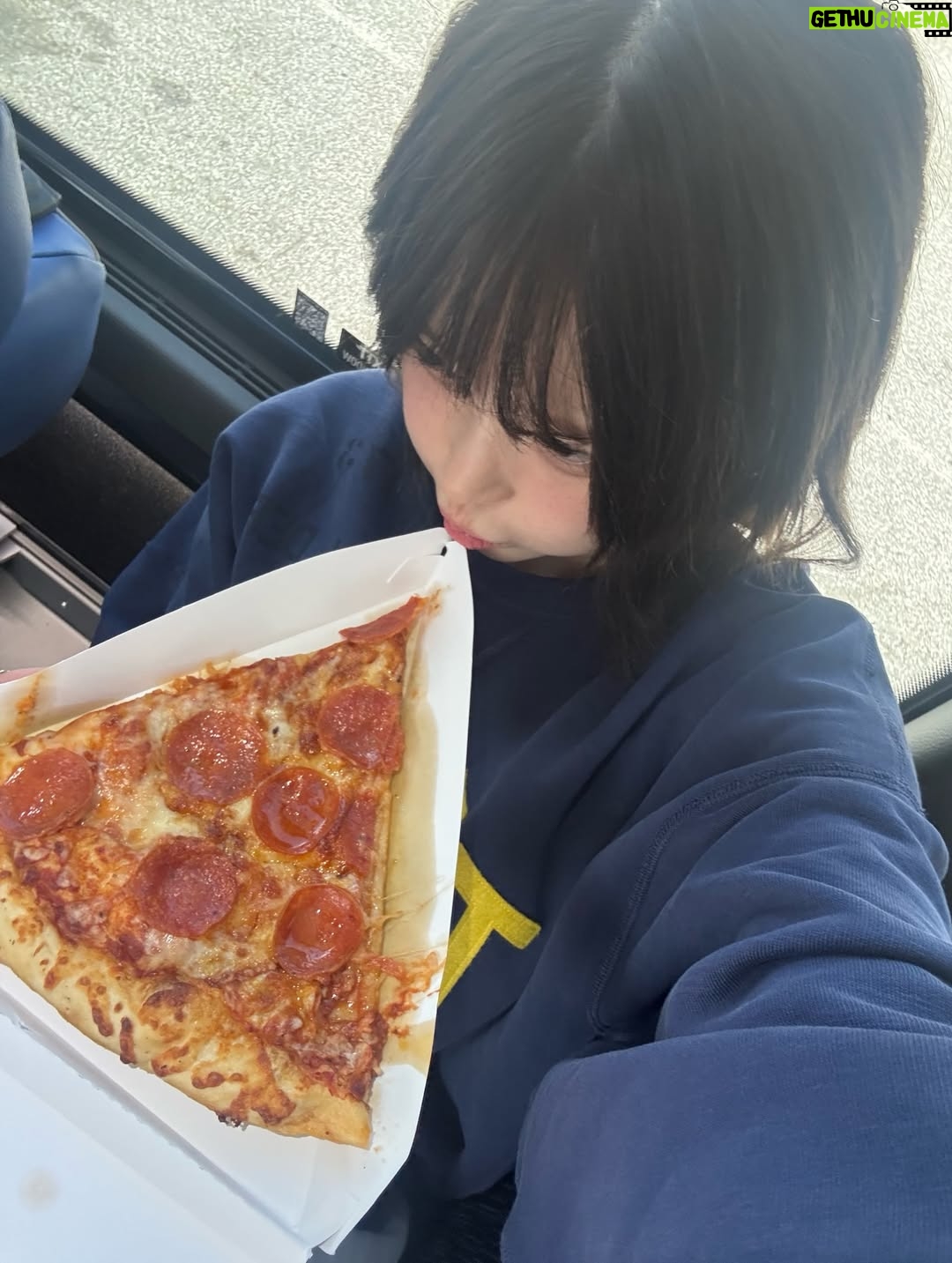 Song Hayoung - 193.9K Likes - 🍀☘️2025👋
