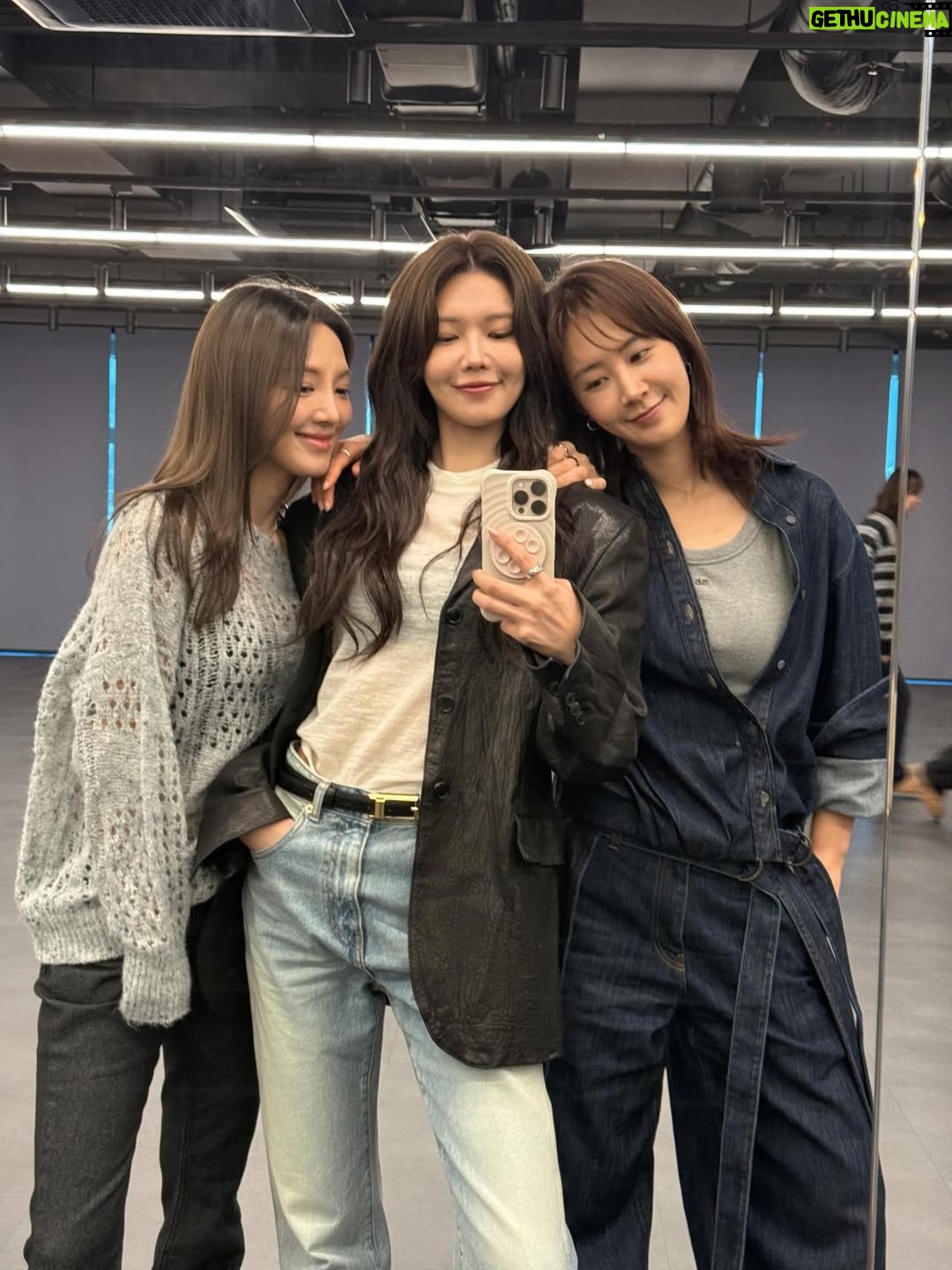 Sooyoung Choi - 396.6K Likes - 무리수라고한사람나와