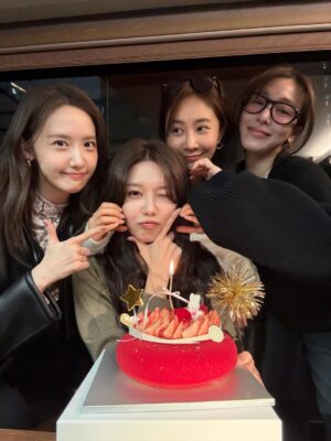 Sooyoung Choi Instagram - 🐎🐴❤️💯