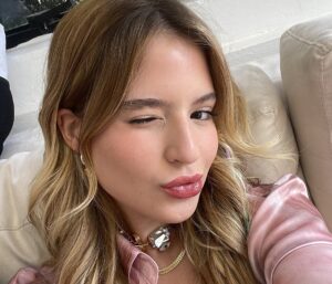 Actress Sophia Valverde HD Photos and Wallpapers December 2025