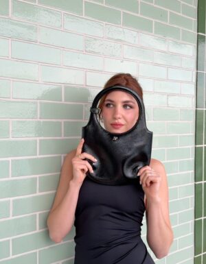 Sophie Nélisse Instagram - @corinhardy likes to carry that WHISTLE around like it’s a toy, but this movie is no joke.
-
@lilly_keys 
@chadwoodhair 
@courreges 
@birks