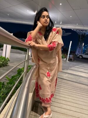 Sri Divya Instagram - 👗 @btt_speaks