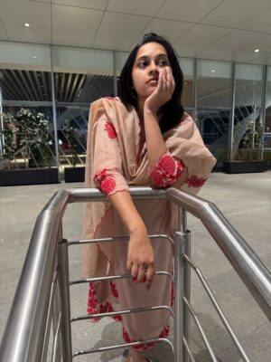 Sri Divya Instagram - 👗 @btt_speaks