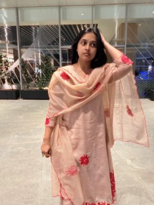 Sri Divya Instagram - 👗 @btt_speaks