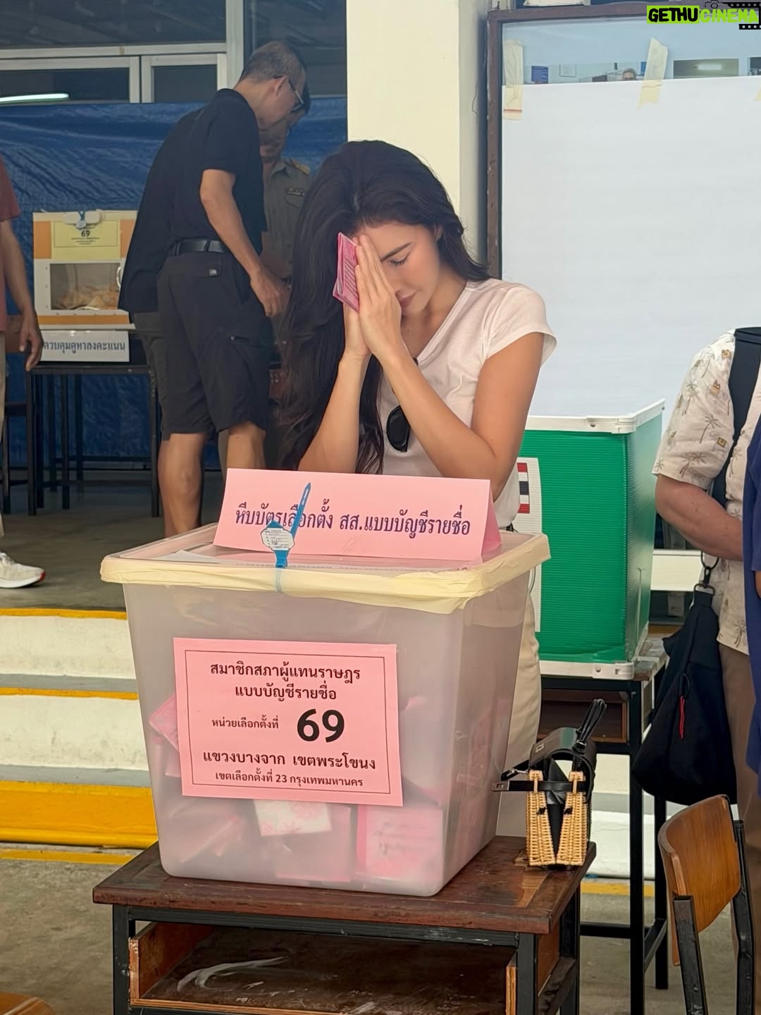 Sririta Jensen - 166.7K Likes - Voted 🙏🏻🇹🇭