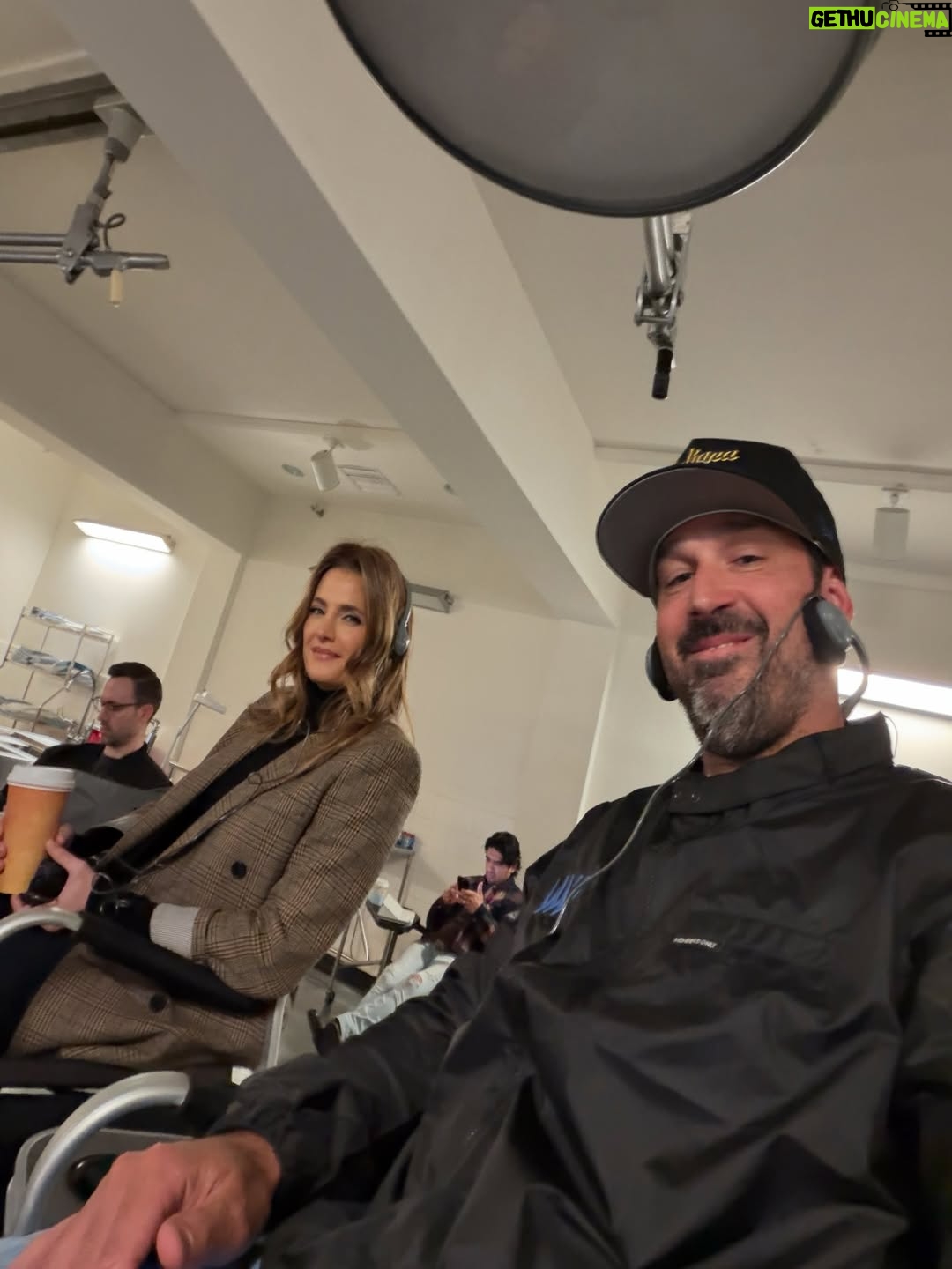Stana Katic - 35.9K Likes - Folks at #NCIS are a sweet bunch. Thanks for being a great host @wilmervalderrama !! #NickTorresRocks 🎥📺🔎