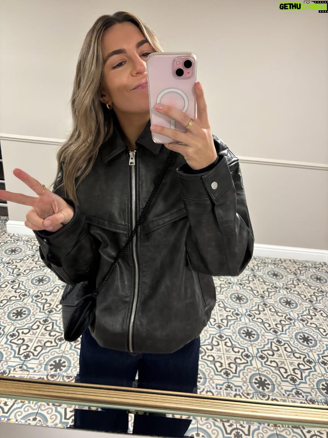 Steph Catley - 24.5K Likes - 💟