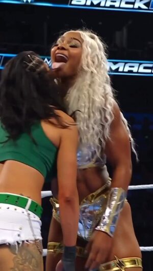 Stephanie Bell Instagram - Nothing more disrespectful than a lick to the face 👅😠 #SmackDown