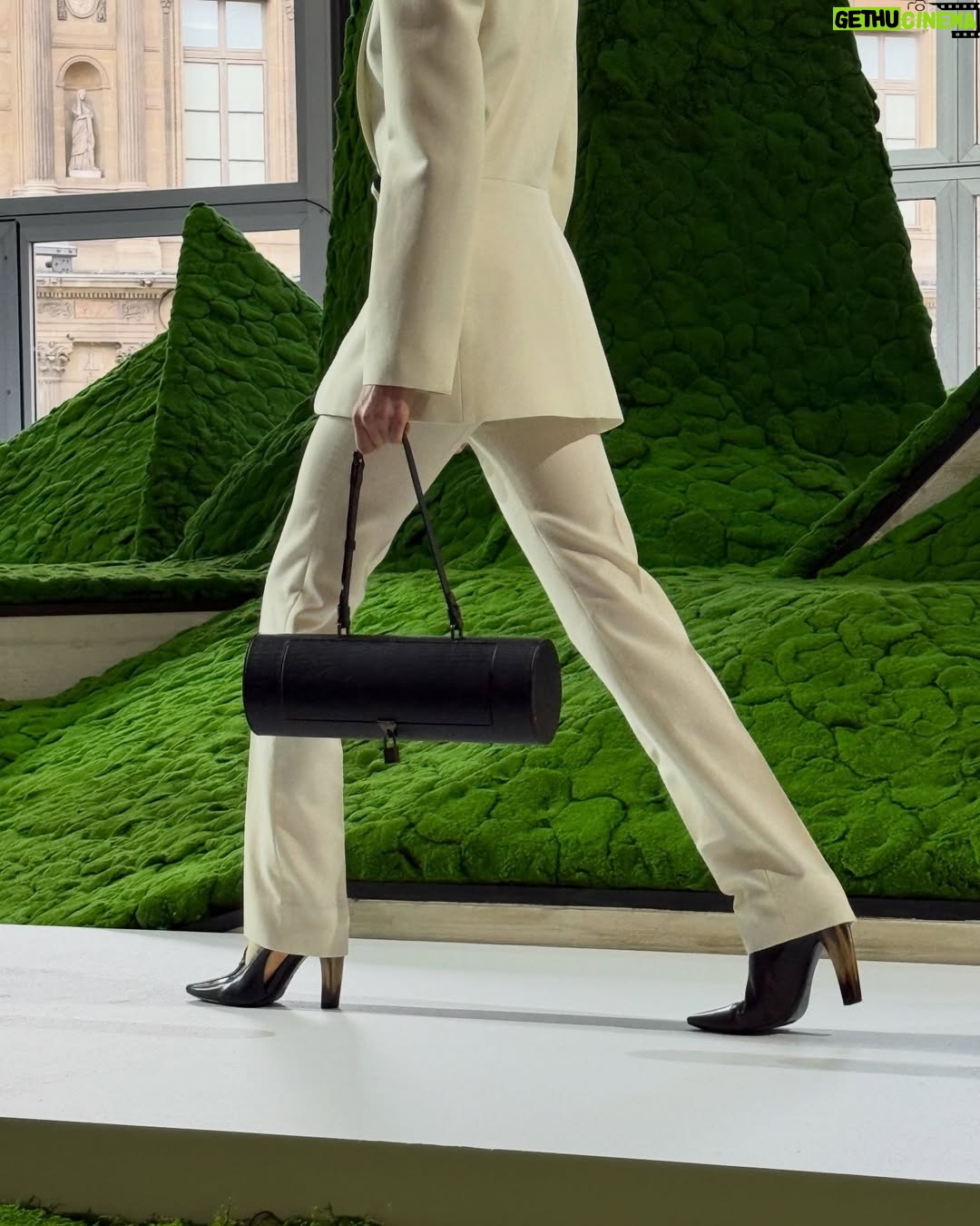 Stephanie Suganami - 1.2K Likes - Few people juggle fashion, beauty, and running a business with as much ease as Stephanie Suganami (aka @steph_shep). After a whirlwind week at Paris Fashion Week and front-row moments at @louisvuitton, she spilled to L’OFFICIEL about Nicolas Ghesquière’s latest runway magic, how her relationship with fashion has evolved, and the one accessory she refuses to leave home without.

And after all the shows and chaos? “Honestly, the best reset is just going home,” she says. Read the full interview with Shep at the link in our bio!

Photography @katrin_aseeva_photo

#stephshep #stephaniesuganami #louisvuitton