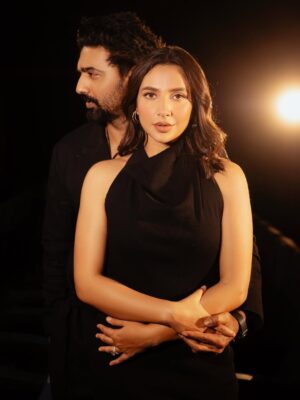 Subhashree Ganguly Instagram - ✨ It begins today! ✨

From today, the GOLDEN Tickets for the #DeSu7 First Day – First Show Event are officially available! 🎟️💛
I can’t wait to celebrate this special day with all of you—collect your Golden Tickets from the respective theatres you’ve booked at.
Let’s make history in Bengali cinema together. 🔥