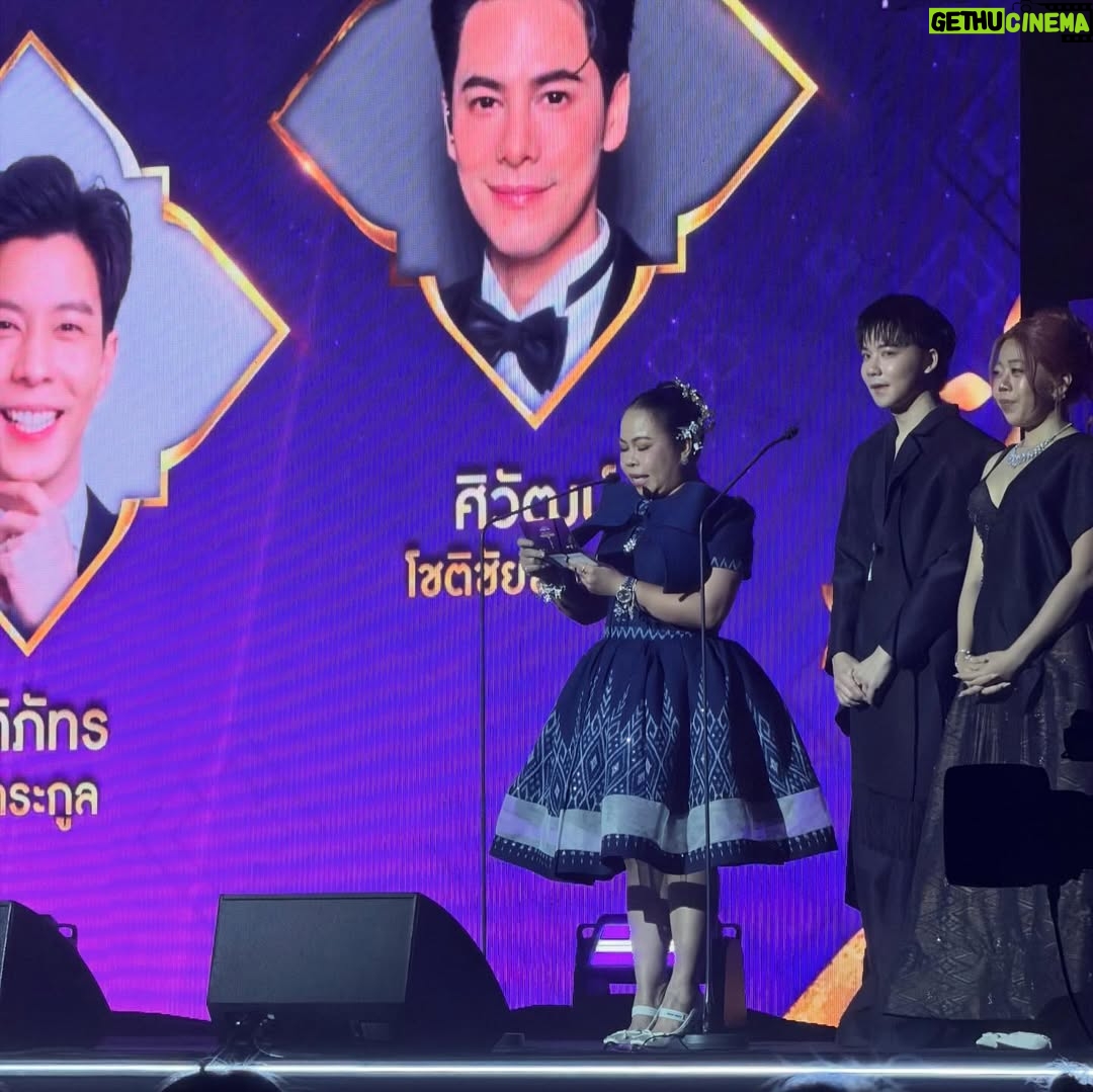 Sudarat Butrprom - 4.8K Likes - งานประกาศรางวัลเกียรติยศคนบันเทิง NINEENTERTAIN AWARDS 2026
หน้าม่านคุณ ภาพหลังม่านคุณธรรม “ไนน์เอ็นเตอร์เทน อวอร์ด 2026” ณ พารากอนฮอลล์ สยามพารากอน 
.
.
#9entertainawards2026
@9entertain