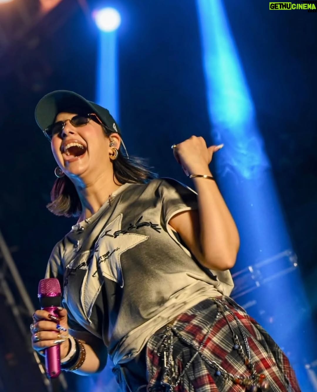 Sunanda Sharma - 586.6K Likes - IMAGINE LOOKING BACK ONE DAY
AND REALIZING 
YOU WERE BRAVE ENOUGH TO CHASE
THE LIFE YOU TRULY WANTED 
AND IT WORKED….

SHUKAR🙏🧿

Thanks @westudiojaipur 📸
@hind_dyno @_arnav.notfound_