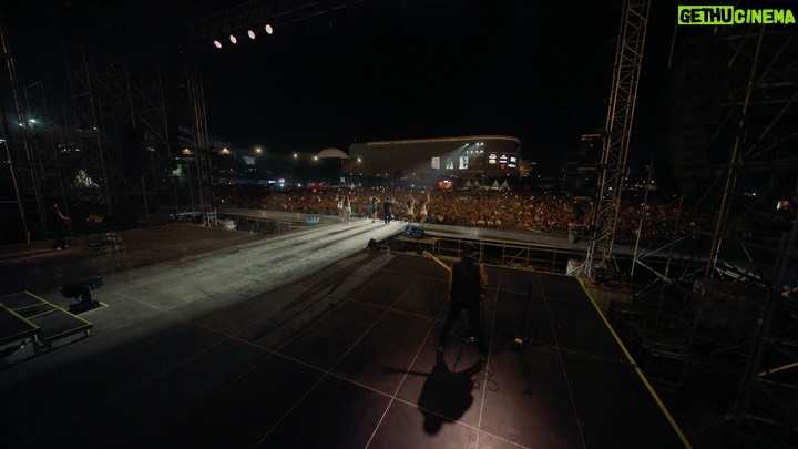 Sunidhi Chauhan - 118.7K Likes - Indore!!!!! Kya barse aap aur aapka pyaar!!! Overwhelmed 🥹

#IAmHome