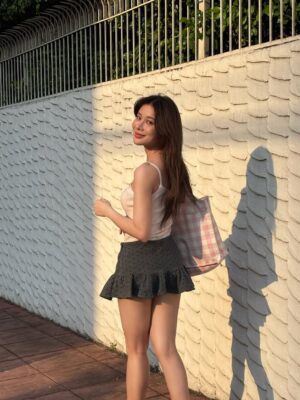 Supassara Thanachart Instagram - 🩰🫧 𓈒𝒫𝒾𝓃𝓀 𝓂𝒶𝒾𝒹ℯ𝓃 𝒽ℯ𝒶𝓇𝓉 ♡̩͙💘