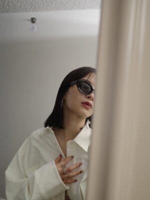 Suzu Hirose Instagram - 2025楽しかったーーーー。
楽しすぎた！いっぱいありがとうっ。
みなさんも頑張りすぎず、がんばりましょね。マイペースにね。
楽しみにしててほしいことも沢山あります。
来年もどうぞよろしくうう。がんばるぞ💪良いお年をっ

@louisvuitton
#louisvuitton
#LVFashion