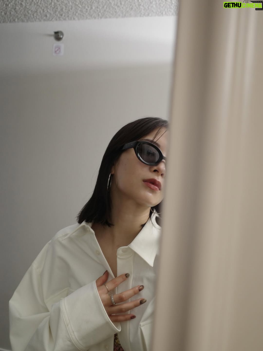 Suzu Hirose - 338.5K Likes - 2025楽しかったーーーー。
楽しすぎた！いっぱいありがとうっ。
みなさんも頑張りすぎず、がんばりましょね。マイペースにね。
楽しみにしててほしいことも沢山あります。
来年もどうぞよろしくうう。がんばるぞ💪良いお年をっ

@louisvuitton
#louisvuitton
#LVFashion
