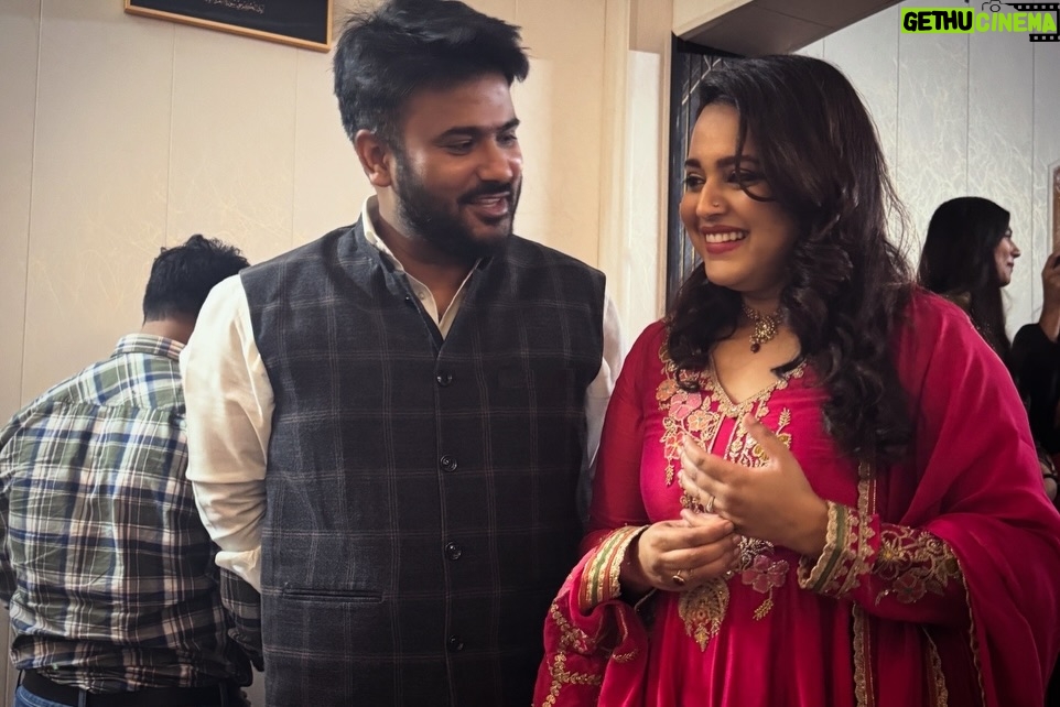 Swara Bhaskar - 87.2K Likes - And just like that.. it’s been 3 years!!! Happy three to us @fahadzirarahmad ❤️
May we always find each other despite the chaos, the crowds, the bickering (lol), the logistics and even in the hard times.. May we find each other, hold each other, honour each other and love each other for all the years to come. So lucky to have this life with you! ❤️🧿✨
Last pic being most representative of our marriage 👹👻