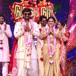 Swetha Vijay Instagram - Dum Dum DumGalata Kalyanam Show @vijaytelevision ❤️ How was the show, guys?😊 #chinnamarumagal #vijaytvserial #vijaytvshow #vijaytv #dumdumdumgalatakalyanam