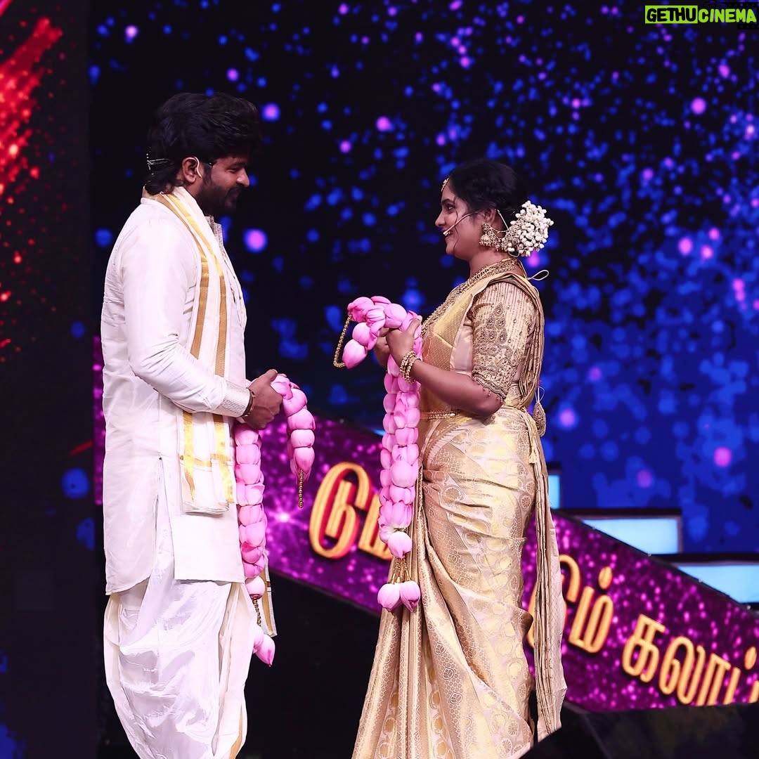 Swetha Vijay - 24.2K Likes - Dum Dum DumGalata Kalyanam Show @vijaytelevision ❤️ How was the show, guys?😊 #chinnamarumagal #vijaytvserial #vijaytvshow #vijaytv #dumdumdumgalatakalyanam