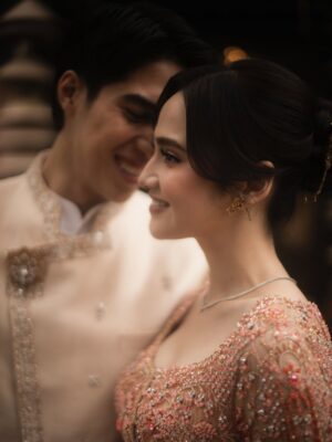 Syifa Hadju Instagram - Even after the proposal, our hearts felt complete celebrating this engagement. Bringing our families together, surrounded by the people who love us most 🤍
21.01.26
••
Official Media Partner @thebridestory
Wedding Planner & Organizer @by.hilda
Venue @plataran.senayan
Photo @seenbysou @corneliuswisana
Video @seenbysou @anthonysetiawan12
Decoration @rangkai_riefinka
Entertainments @vd_entertainments
Lighting & Sound System @milia_msl_wedding
MC @ankatama
Seserahan @babagi.gifts
Syifa’s MUA & Hair do @rhay_david @jooehair
El & Syifa’s Attire @studioboh
Fabric Attire @bindusamtani
Syifa’s Accessories @tuloladesigns @tulolabridal
El’s MUA & Grooming @ryanogilvy @chikievers
El’s Shoes @mariominardi_official
Fashion Stylist @wanda_haraa
Beauty Bar @linneabeautybar_id
Digital Invitation & RSVP @sayyes.rsvp
Photo booth @lolphotobooth.co
Hand Bouquet Seserahan @bloomingeliseflowers
Content Creator @by.firstlook
#thELastforSYIFA
