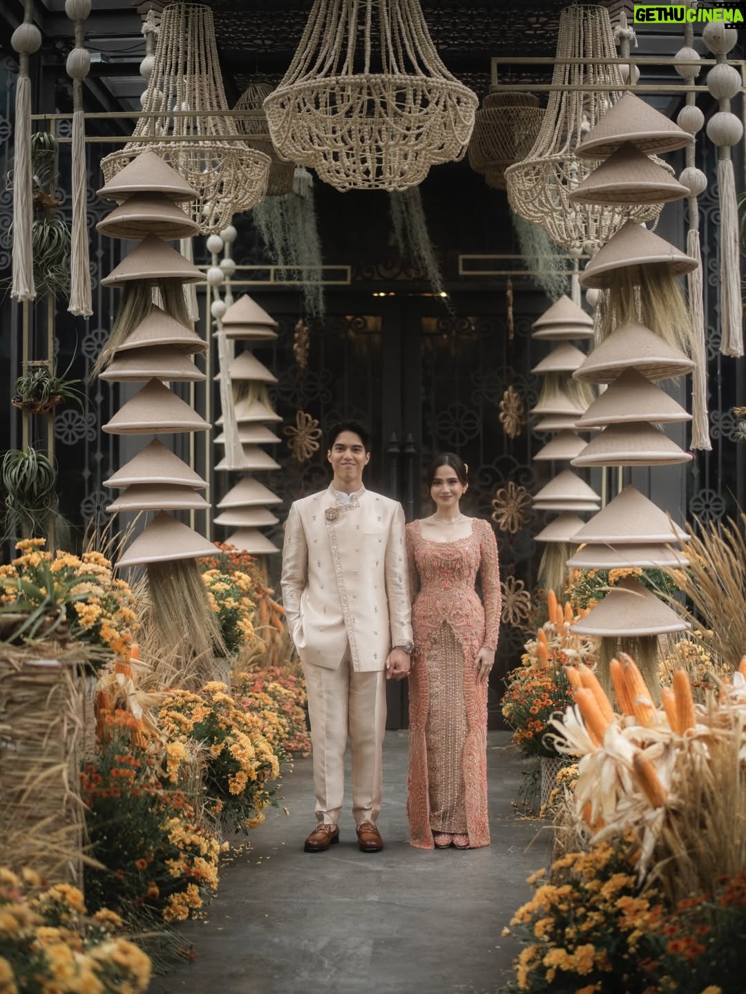 Syifa Hadju - 5.6 Million Likes - Even after the proposal, our hearts felt complete celebrating this engagement. Bringing our families together, surrounded by the people who love us most 🤍
21.01.26
••
Official Media Partner @thebridestory
Wedding Planner & Organizer @by.hilda
Venue @plataran.senayan
Photo @seenbysou @corneliuswisana
Video @seenbysou @anthonysetiawan12
Decoration  @rangkai_riefinka
Entertainments @vd_entertainments
Lighting & Sound System  @milia_msl_wedding
MC @ankatama
Seserahan @babagi.gifts
Syifa’s MUA & Hair do  @rhay_david @jooehair
El & Syifa’s Attire @studioboh
Fabric Attire @bindusamtani
Syifa’s Accessories @tuloladesigns @tulolabridal
El’s MUA & Grooming @ryanogilvy @chikievers
El’s Shoes @mariominardi_official
Fashion Stylist @wanda_haraa
Beauty Bar @linneabeautybar_id
Digital Invitation & RSVP @sayyes.rsvp
Photo booth @lolphotobooth.co
Hand Bouquet Seserahan @bloomingeliseflowers
Content Creator @by.firstlook

#thELastforSYIFA