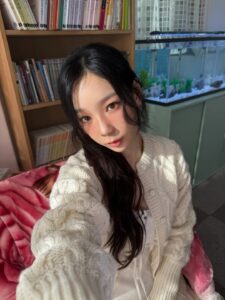 Actress Taeyeon HD Photos and Wallpapers December 2025