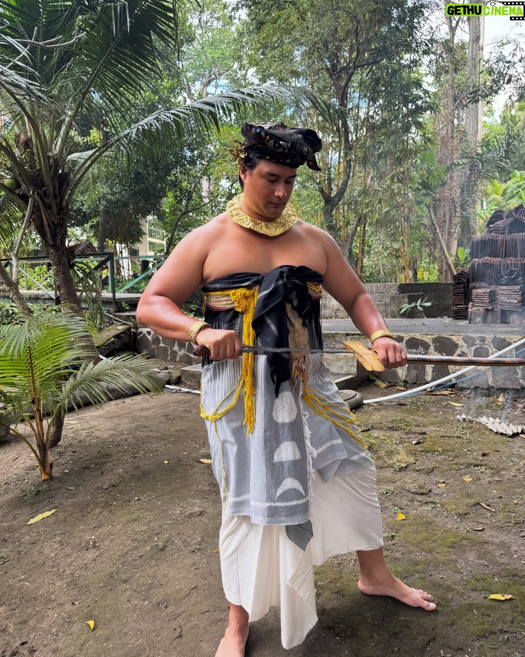 Tara Basro - 78.4K Likes - SEMARA RATIH _ 

Foto oleh @gungama_gama #gamaboxcamera
Tatarias dan busana oleh @indiralaksmi_bali @ayusuma_lestari