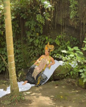 Tara Basro Instagram - SEMARA RATIH _ 

Foto oleh @gungama_gama #gamaboxcamera
Tatarias dan busana oleh @indiralaksmi_bali @ayusuma_lestari
