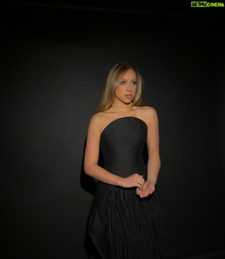 Tate McRae - 1.5 Million Likes - Diamonds are a girls best friend!!!! My first Grammys🖤 my 1st nomination!!! Dressed in custom @balenciaga