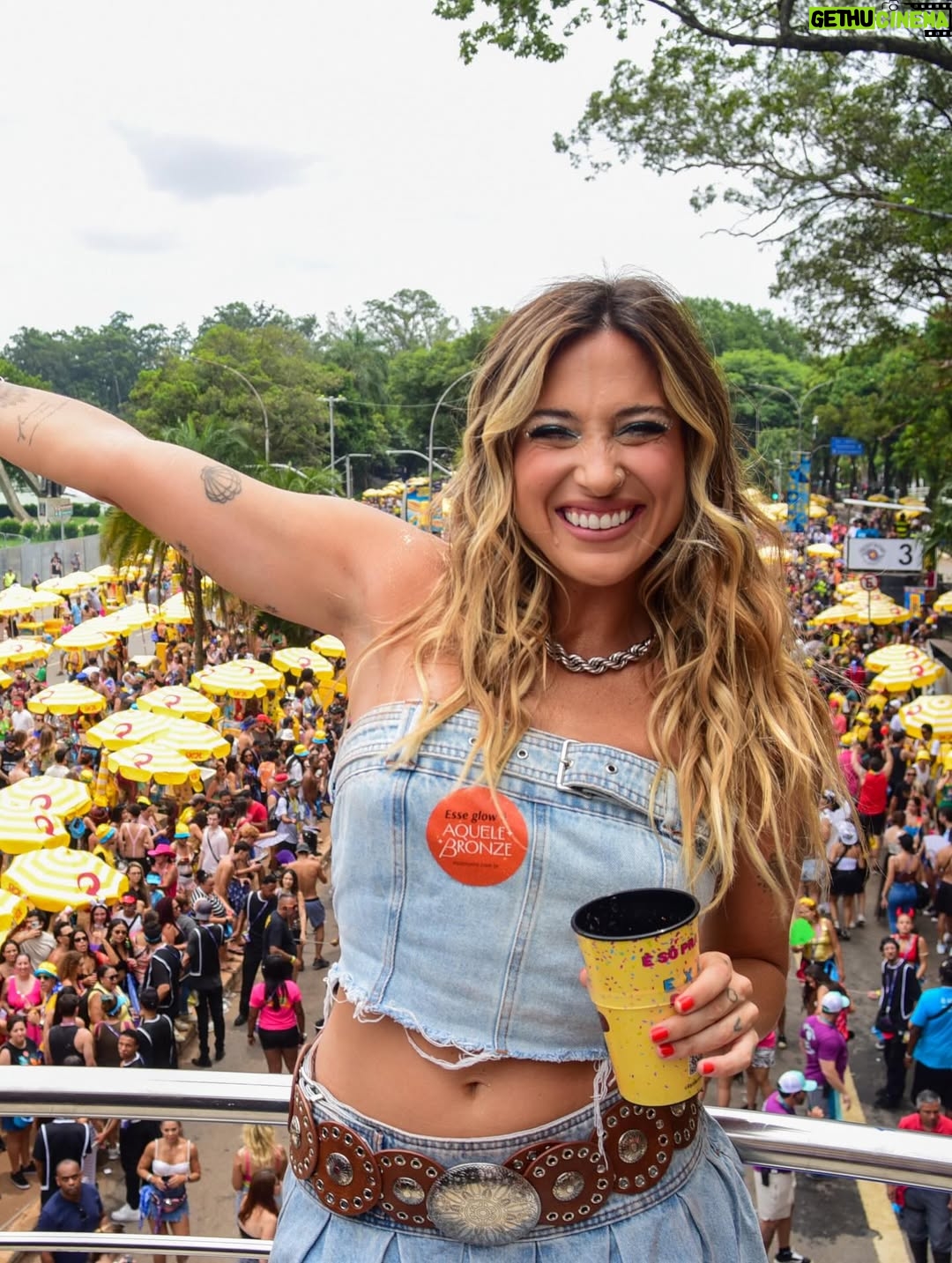 Tatiana Dias - 67K Likes - É que o @blococarnalau é diferente né 🔥❤️‍🔥