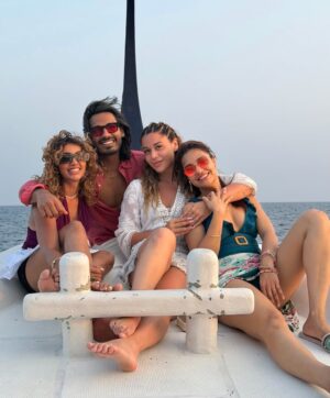 Tejaswi Madivada Instagram - The alliance even WE didn’t see coming. 😎
📍: @raayamaldives
