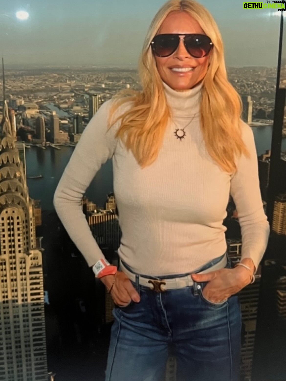 Tess Daly - 31K Likes - I ❤️ NYC. Maximised every minute on a whirlwind half term trip & fell in love with this magical city all over again. ✨