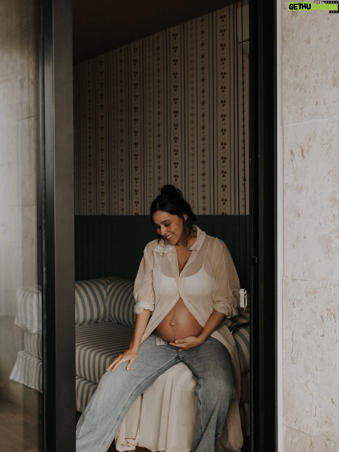 Thati Lopes - 13.8K Likes - Prontíssima! 🧡 
📸 @joyblancfotografia