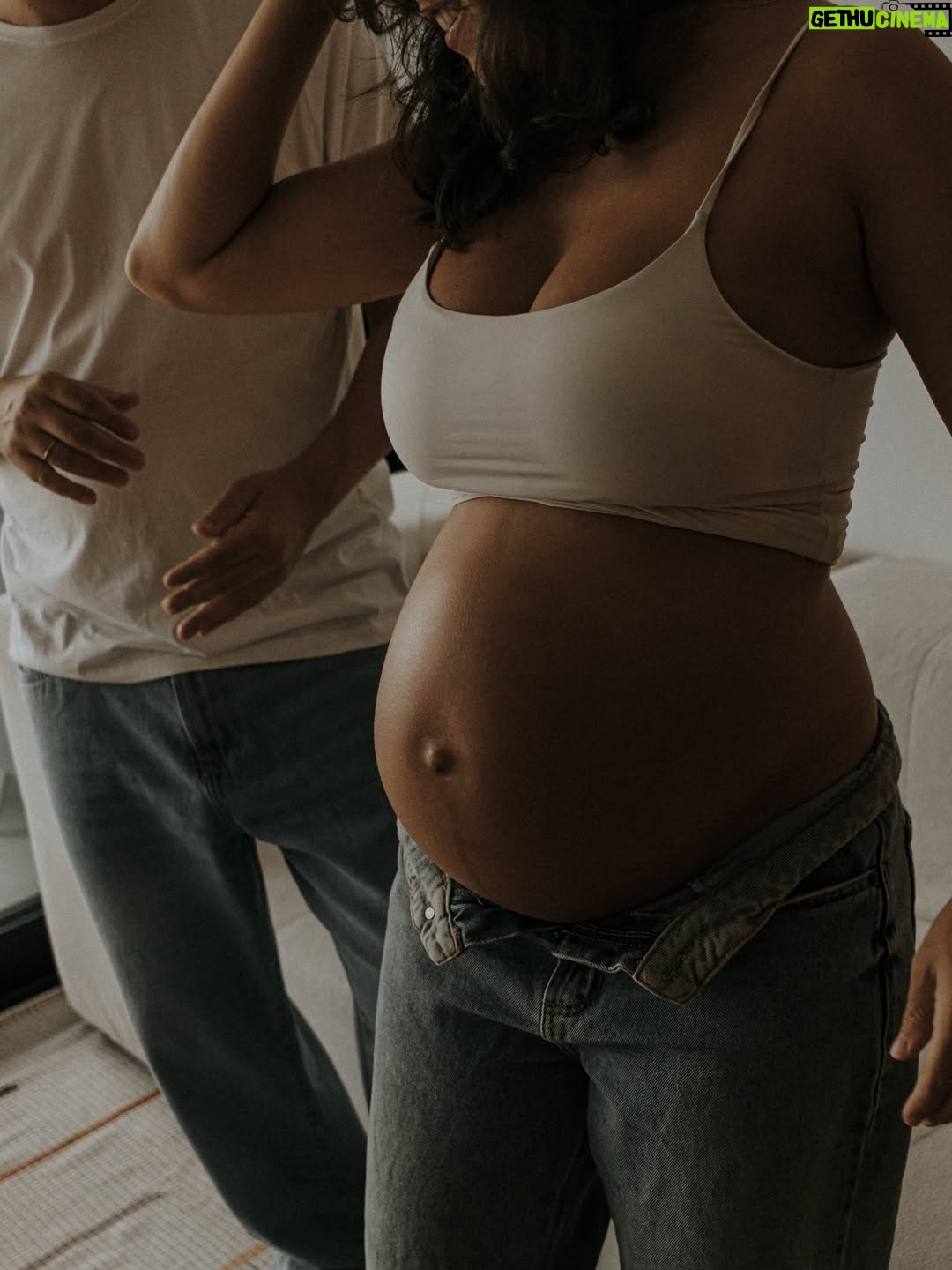 Thati Lopes - 13.8K Likes - Prontíssima! 🧡 
📸 @joyblancfotografia