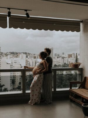 Thati Lopes Instagram - Mais um clássico! Ensaio gestante! 
Últimos momentos de Elisa nessa barriga! 
📸 @joyblancfotografia